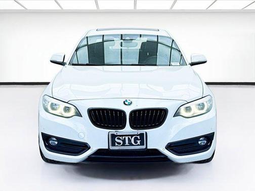 2019 BMW 230 230i