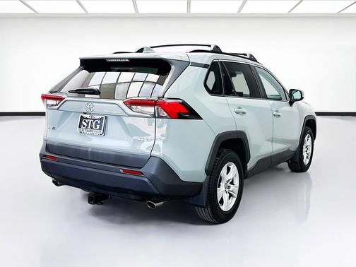 Lunar 2019 Toyota RAV4 XLE