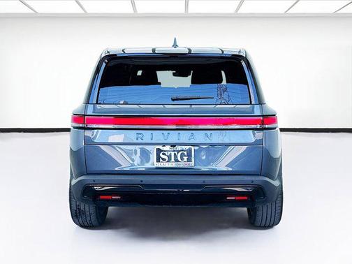 2022 Rivian R1S Launch Edition
