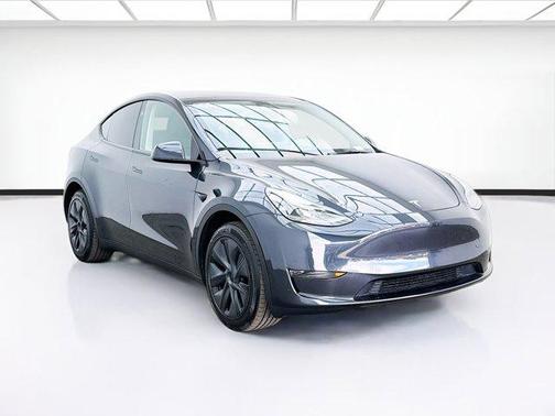 2025 Tesla Model Y Long Range Dual Motor Rear-Wheel Drive