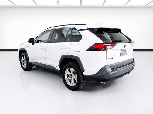 Super White 2021 Toyota RAV4 Hybrid XLE