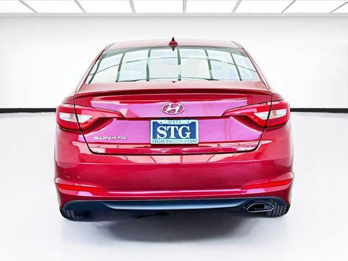 2016 Hyundai SONATA SE