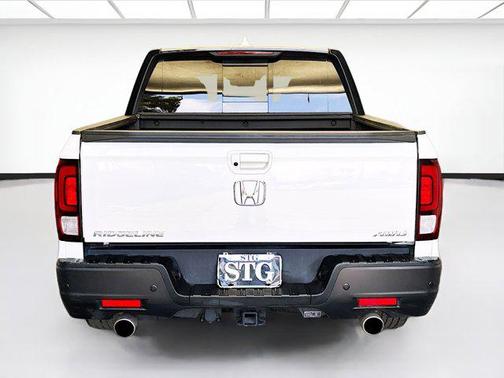2022 Honda Ridgeline Black