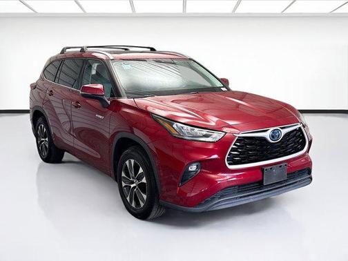 2020 Toyota Highlander Hybrid XLE