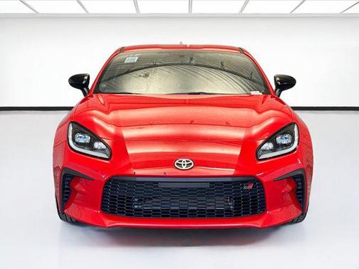 2025 Toyota GR86 Premium