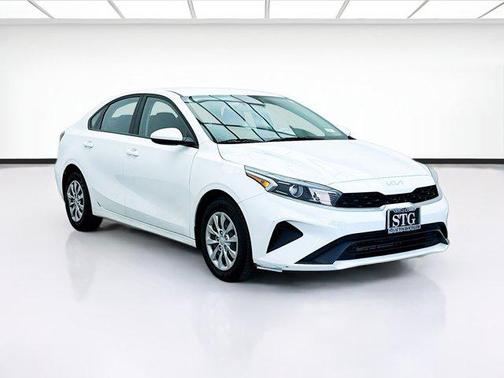 2023 Kia Forte LX