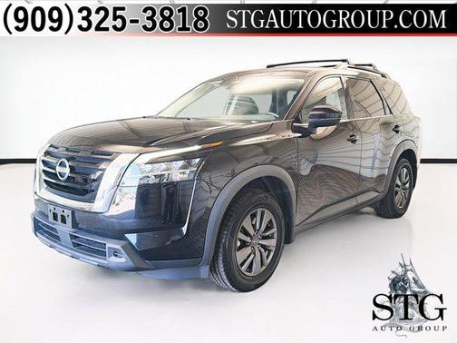 2022 Nissan Pathfinder SV 2WD