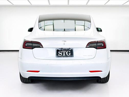 Pearl White 2019 Tesla Model 3 Long Range