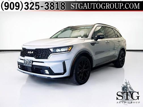 Wolf Gray 2022 Kia Sorento SX