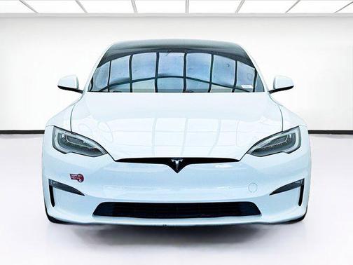2022 Tesla Model S Base