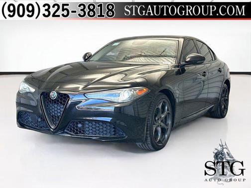 2018 Alfa Romeo Giulia Base