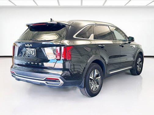 2022 Kia Sorento Hybrid S