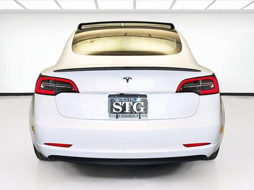 2020 Tesla Model 3 Standard Range