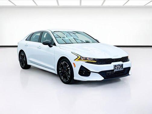 2022 Kia K5 GT-Line