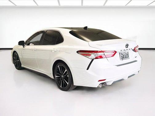 Pearl 2019 Toyota Camry XSE