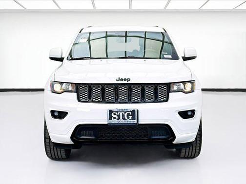 2017 Jeep Grand Cherokee Altitude