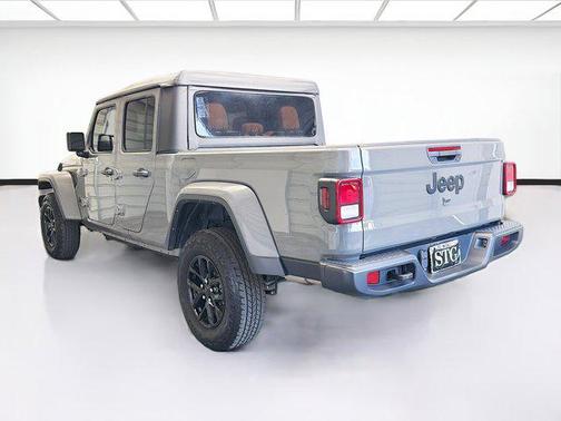 2022 Jeep Gladiator Sport S