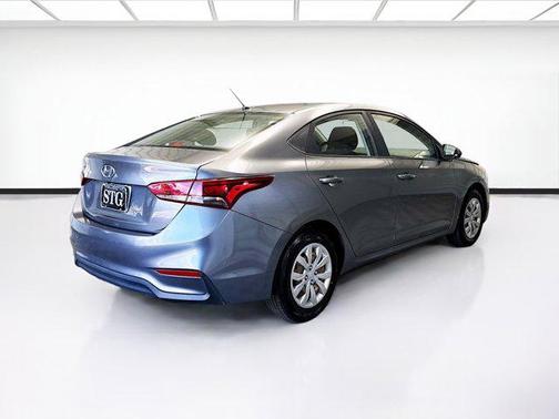 2019 Hyundai Accent SE