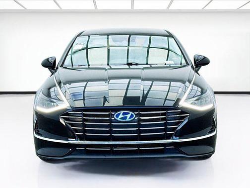 2020 Hyundai SONATA SE