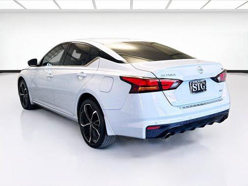 2023 Nissan Altima SR Intelligent AWD