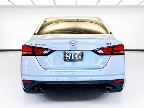 2023 Nissan Altima SR Intelligent AWD