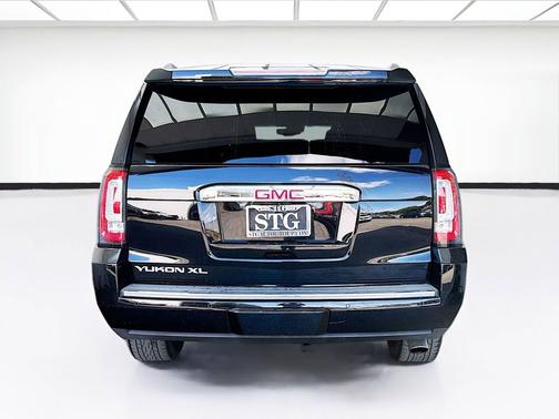 Onyx Black 2020 GMC Yukon XL Denali