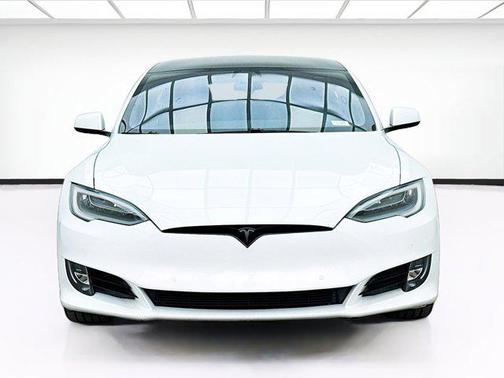 2020 Tesla Model S Long Range Plus