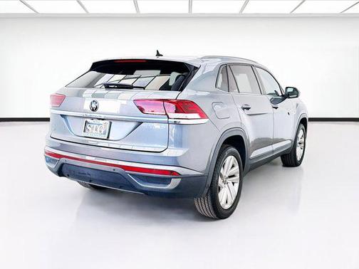 2020 Volkswagen Atlas Cross Sport 2.0T SE w/Technology