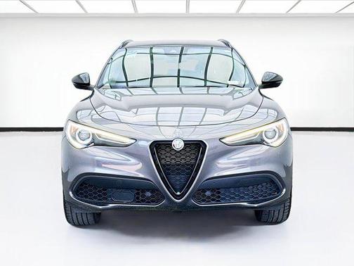 2020 Alfa Romeo Stelvio Base