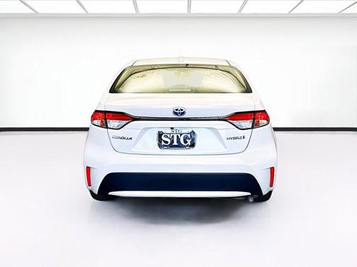 2022 Toyota Corolla Hybrid LE