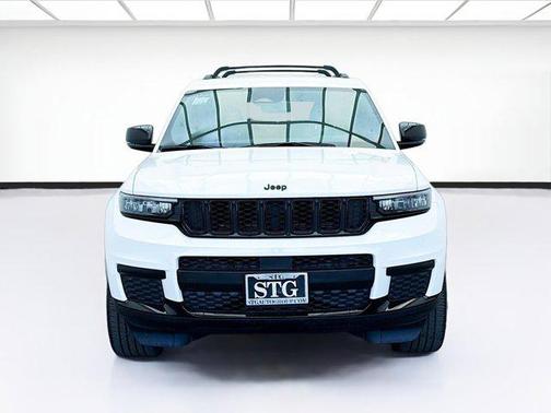 2022 Jeep Grand Cherokee L Altitude
