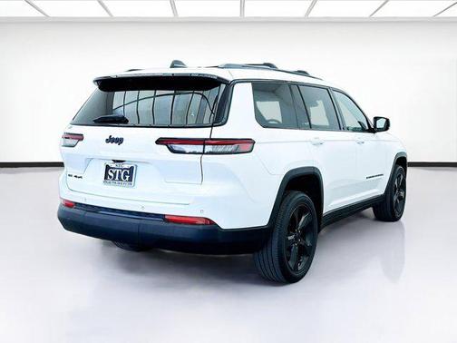 2022 Jeep Grand Cherokee L Altitude