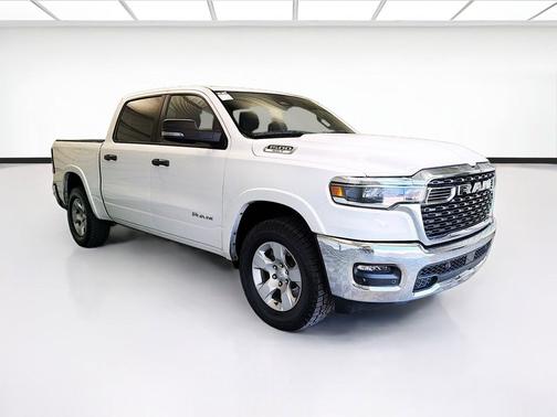 Bright White Clearcoat 2025 RAM 1500 Big Horn/Lone Star