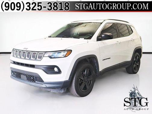 Bright White Clearcoat 2022 Jeep Compass Latitude