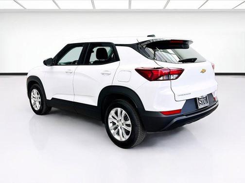 Summit White 2023 Chevrolet Trailblazer LS