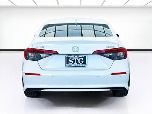 2023 Honda Civic Touring