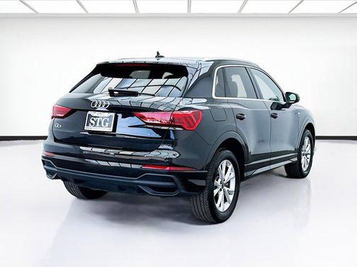 2023 Audi Q3 45 S line Premium Plus
