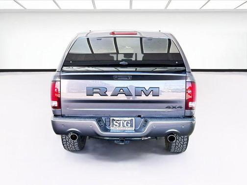 Granite Crystal Metallic Clearcoat 2017 RAM 1500 Night Crew Cab 4x4 5'7' Box