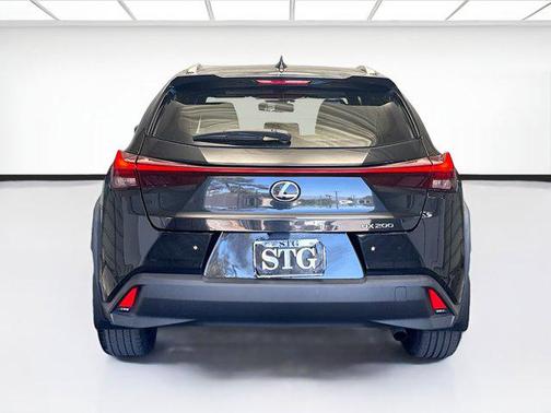 2022 Lexus UX 200 Base