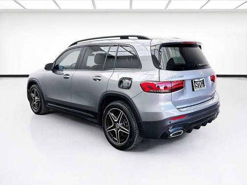 Mountain Grey Metallic 2023 Mercedes-Benz GLB 250 Base