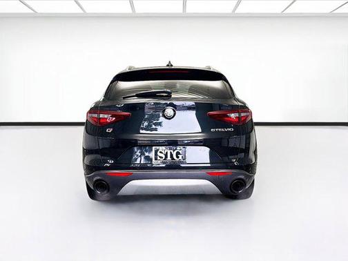 2022 Alfa Romeo Stelvio Ti