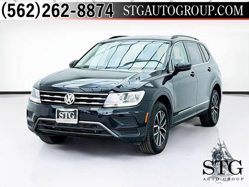 Deep Black 2020 Volkswagen Tiguan 2.0T SE
