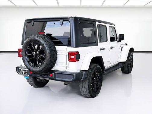 Bright White Clearcoat 2023 Jeep Wrangler 4xe Sahara