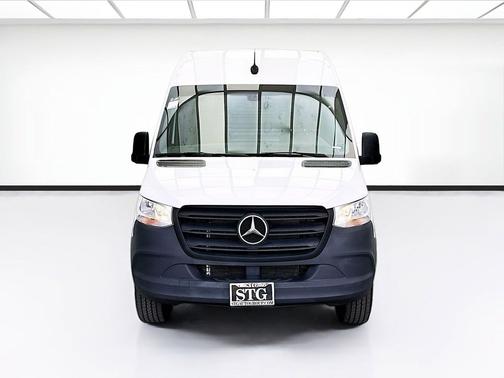 Arctic White 2024 Mercedes-Benz Sprinter 2500 High Roof