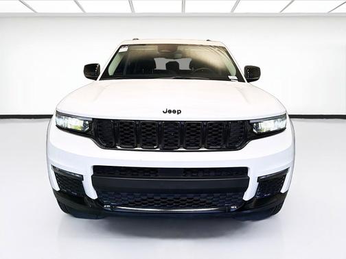 Bright White Clearcoat 2023 Jeep Grand Cherokee L Limited