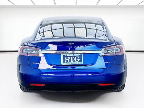 2019 Tesla Model S 