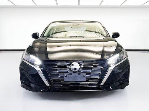 2025 Nissan Altima S FWD