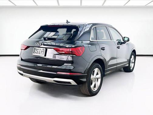 2021 Audi Q3 40 Premium