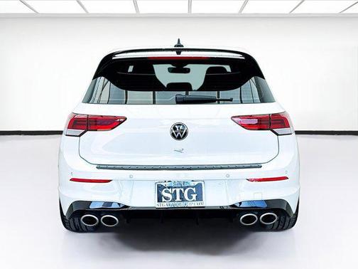 2024 Volkswagen Golf R 2.0T Manual
