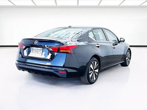 2021 Nissan Altima 2.5 SV